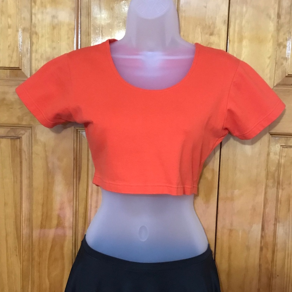 Ladies Betty Blue Orange Crop Top Blouse 
Medium / Large 9 - 12
Shorts Overalls